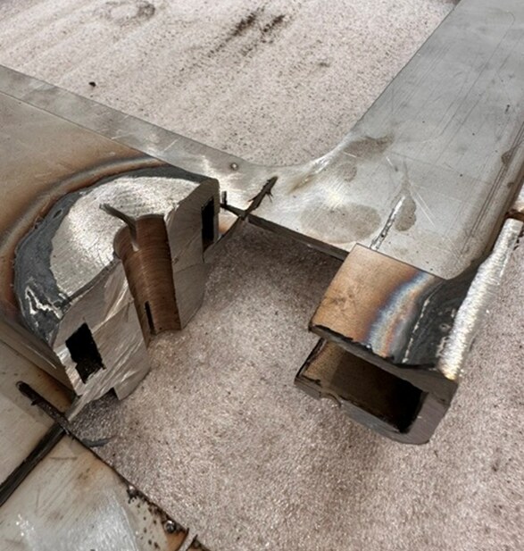 Metallische Bauteilprobe nach einer Prüfung